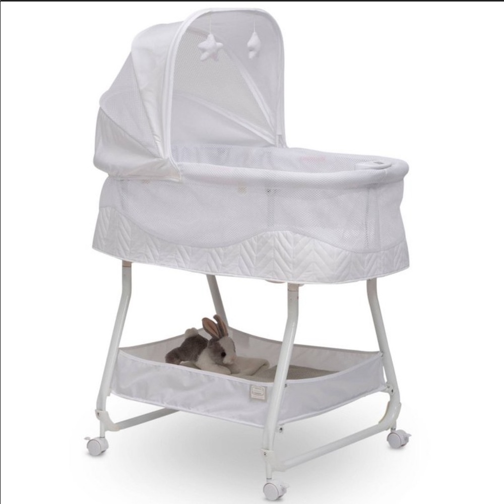 Simmons Kids’ Airflow Auto Motion Bassinet
